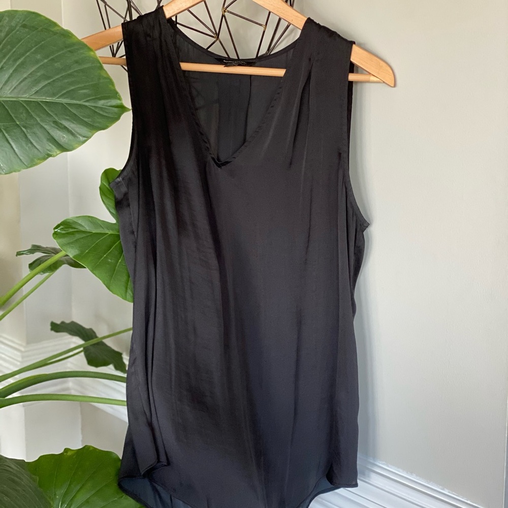 Black Banana Republic Shell